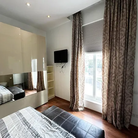 Sea View With Jacuzzi In Paceville! Apartment